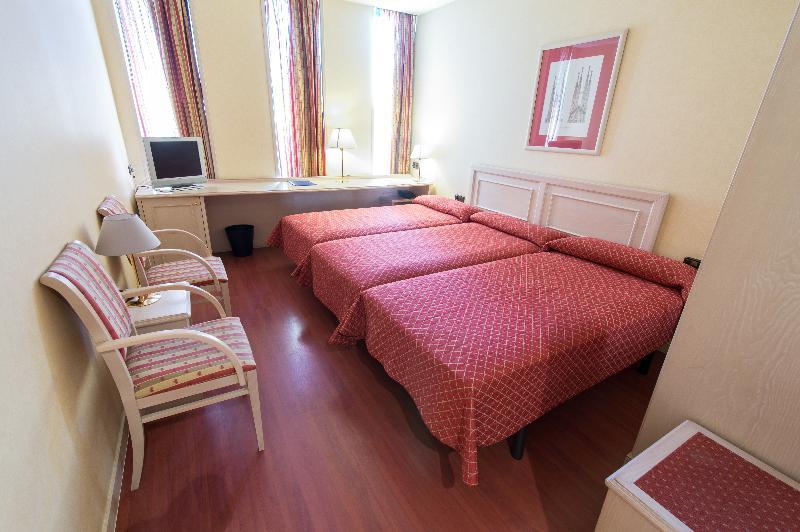 Sunotel Aston 3* Barcelone
